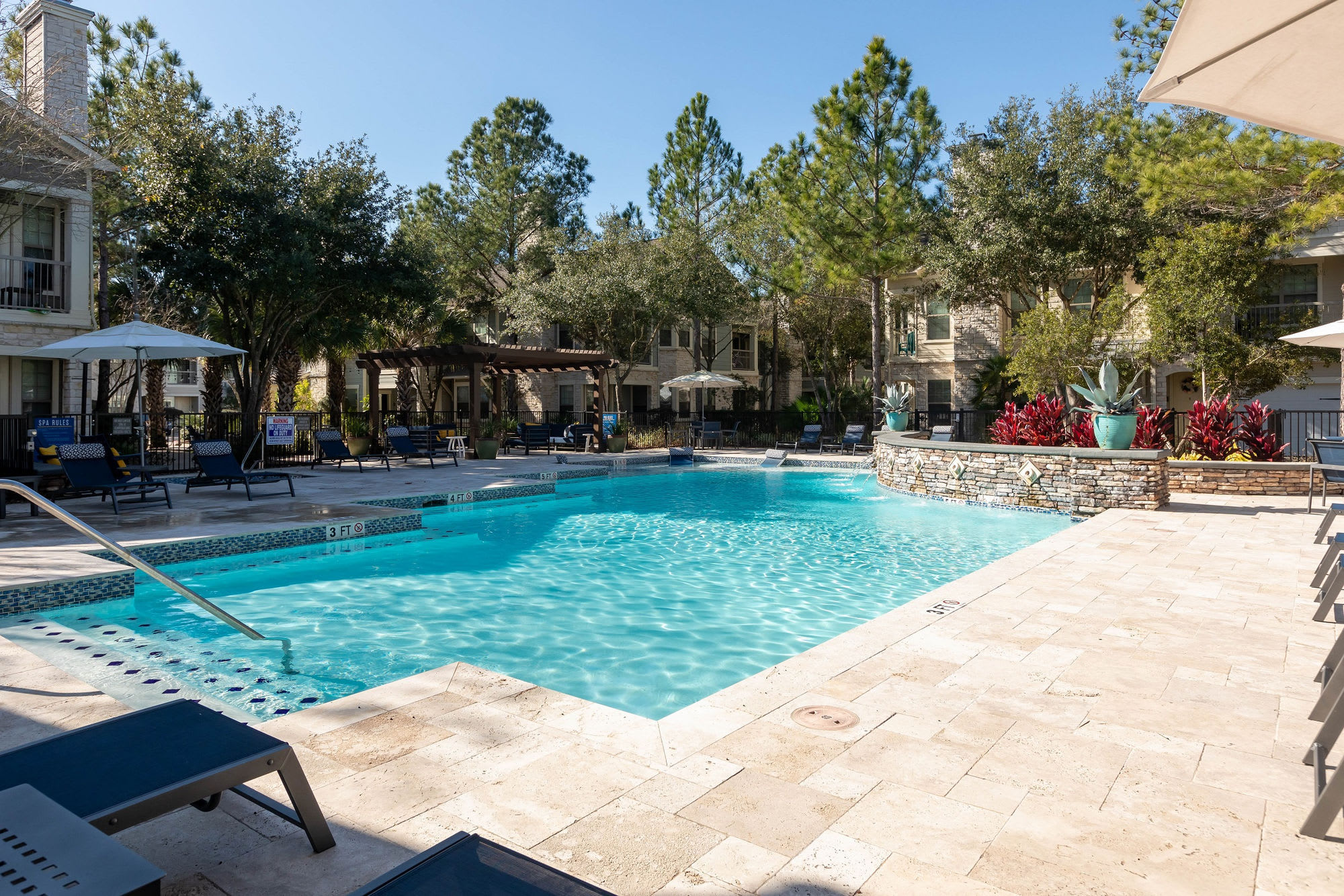Lakefront Villas – photo 2