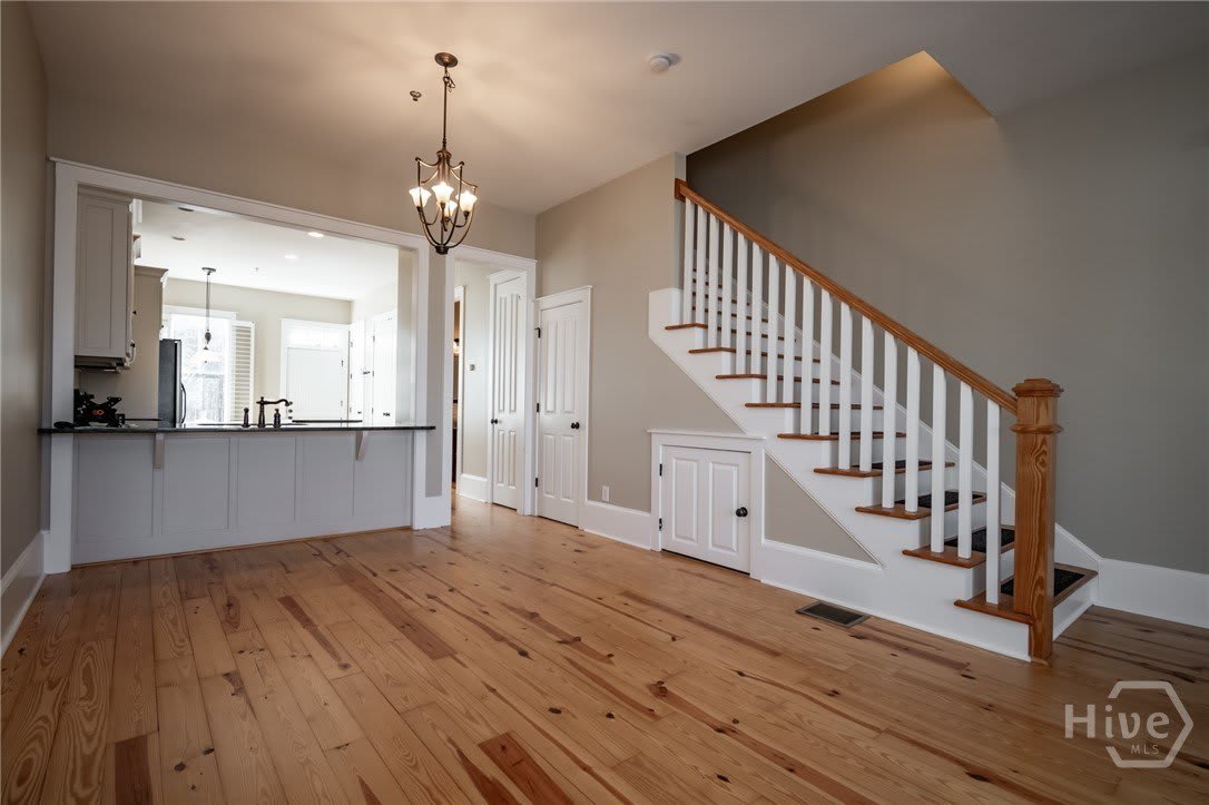 83 Charter Oak Drive – photo 5
