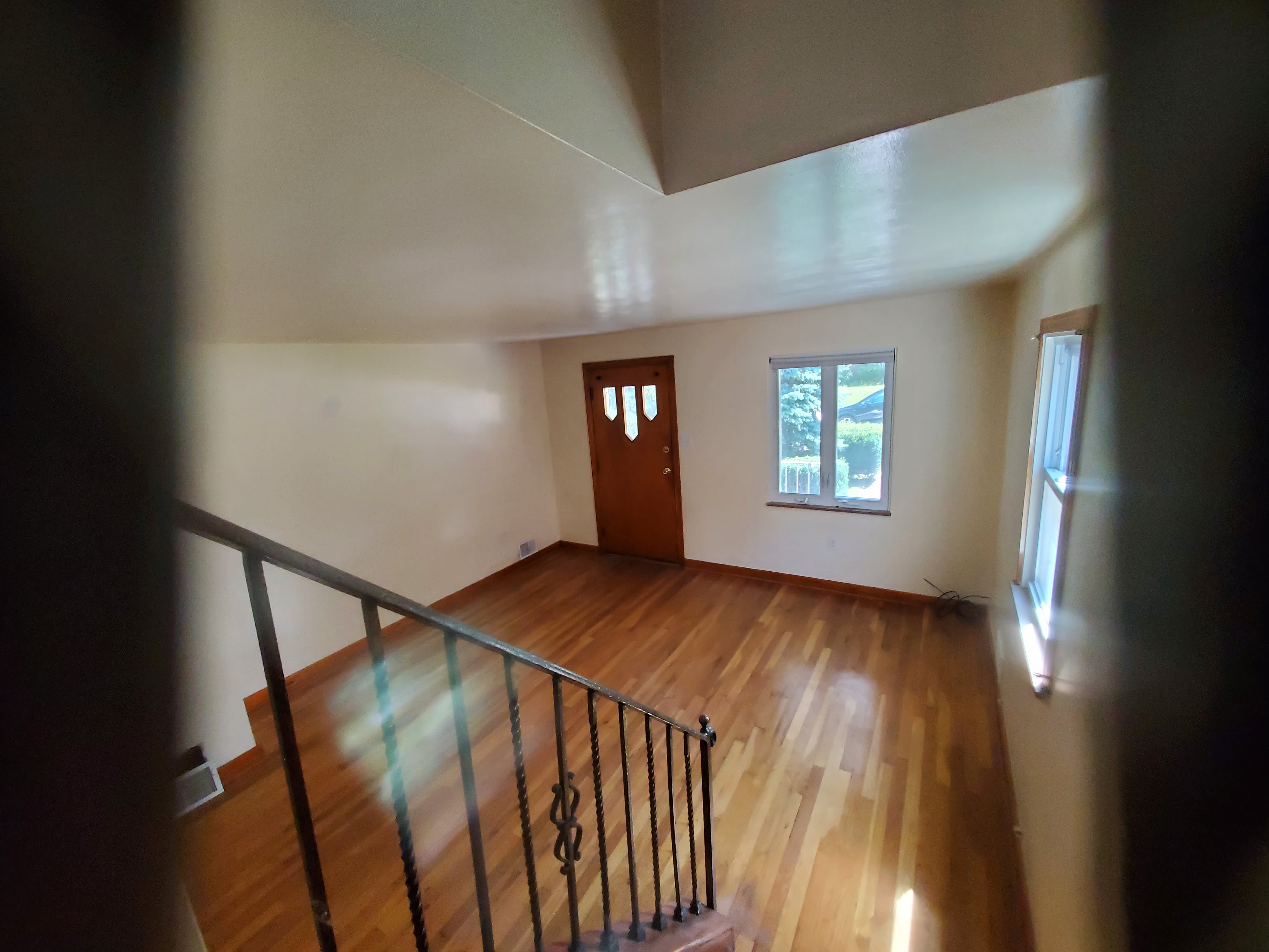 1515 Ridge Avenue – photo 3