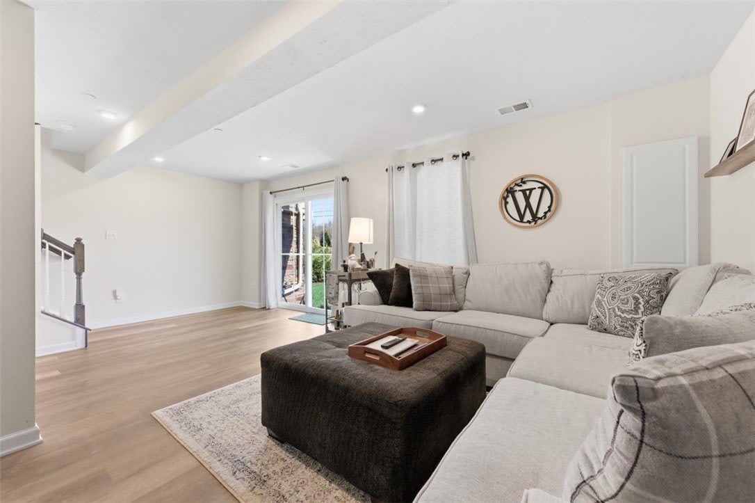7402 Chestnut Way – photo 5