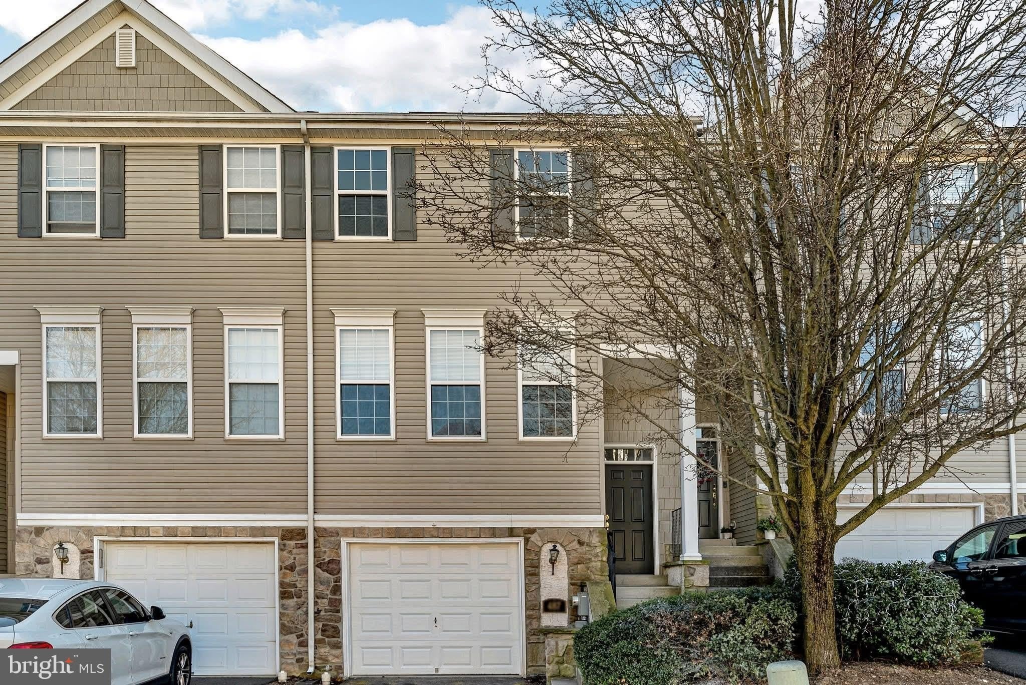 487 FORT HILL Circle – photo 2