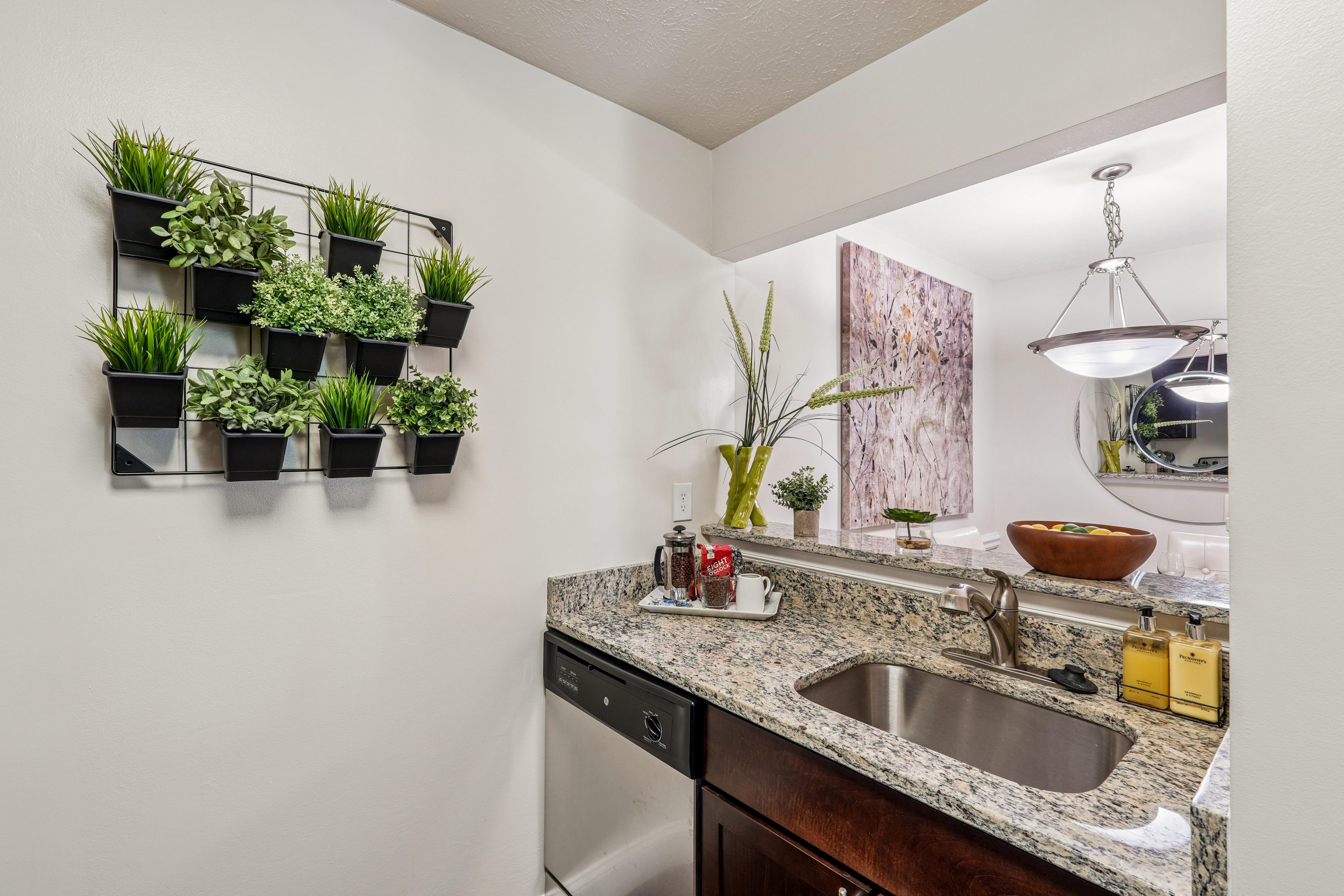 Cherry Knoll Apartments – photo 1