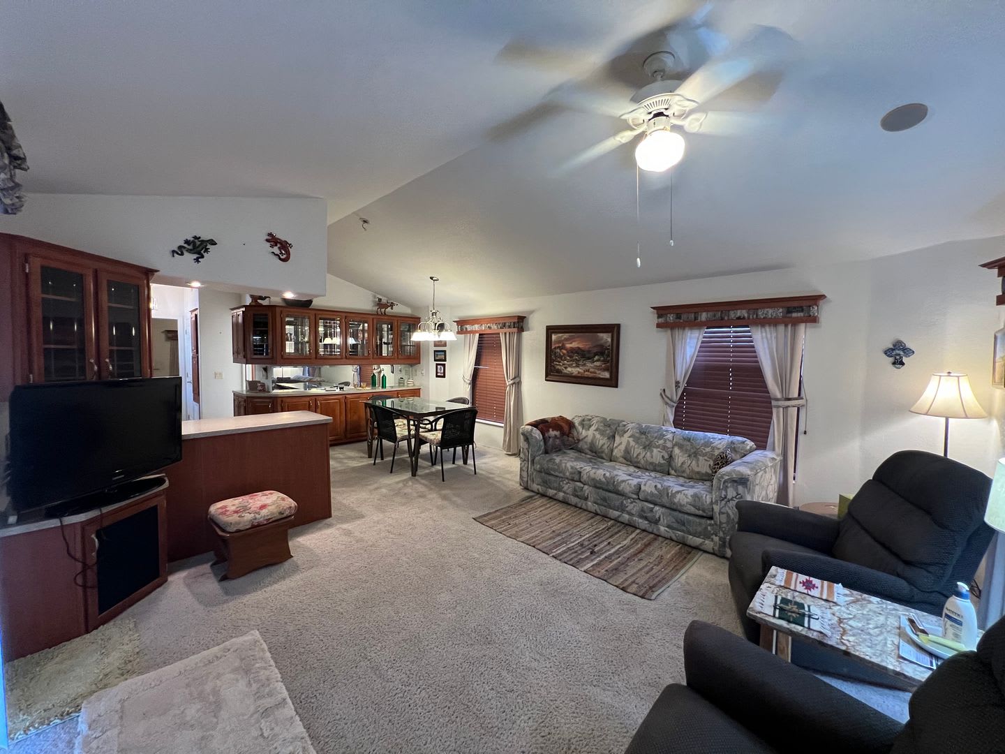 FURNISHED FOOTHILLS RETREAT!! – photo 3