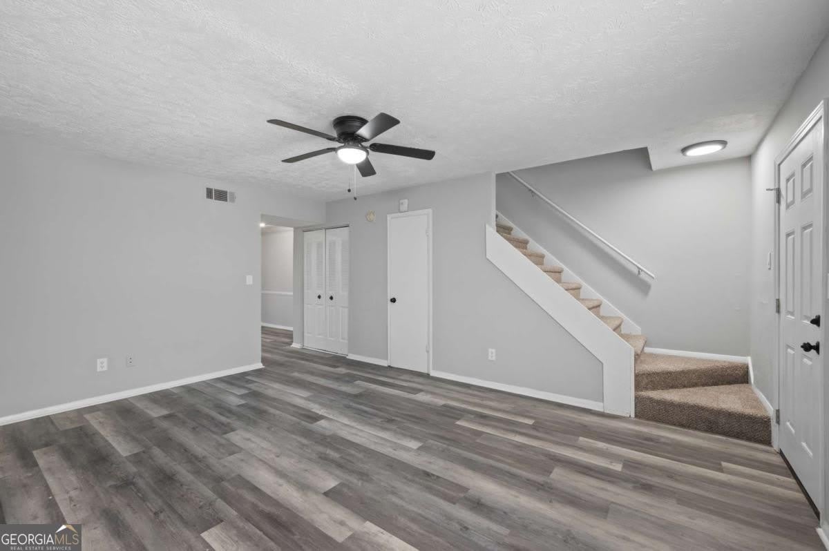 2897 Spruce Circle – photo 4