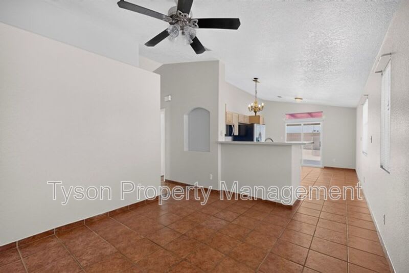 1609 Rolling Rock Pl SW – photo 5