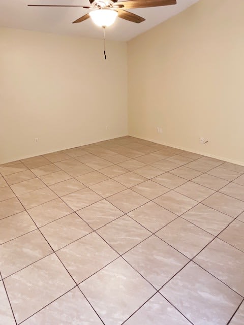 2518 Lost Springs St – photo 4