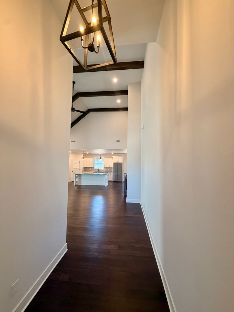 Spacious 4-Bedroom Home with 3-Car Garage – photo 2