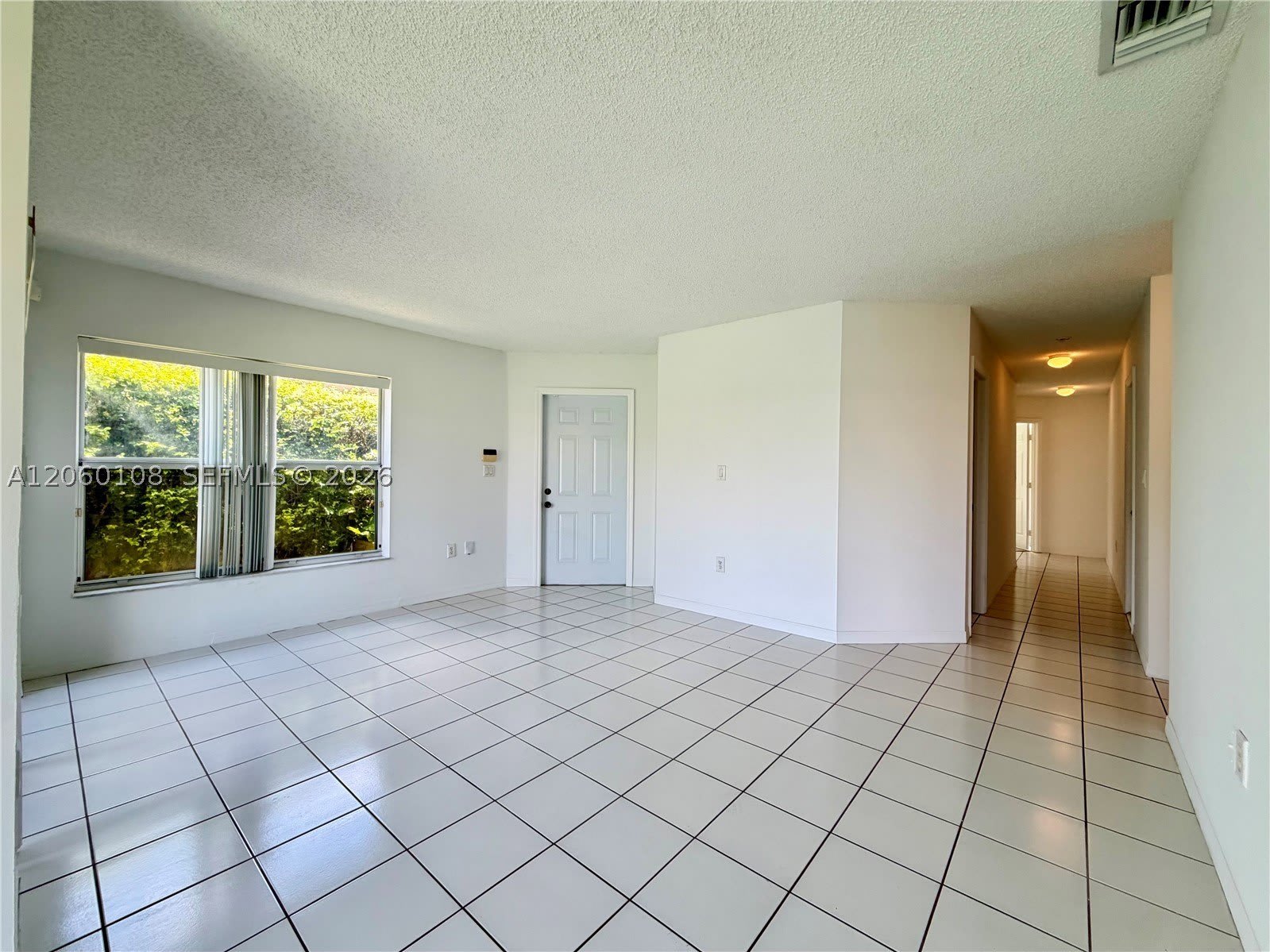 7557 SW 164th Ct – photo 4