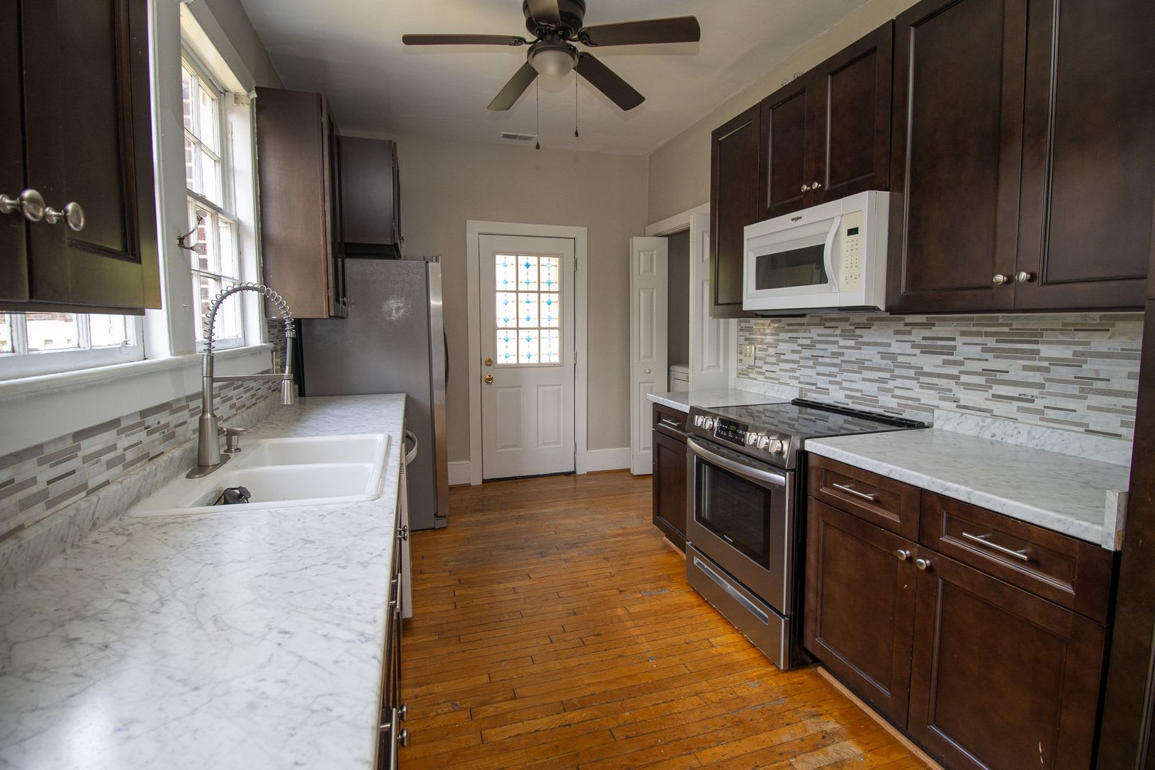 Charming 3 Bedroom Home in Desirable Heathwood! – photo 5