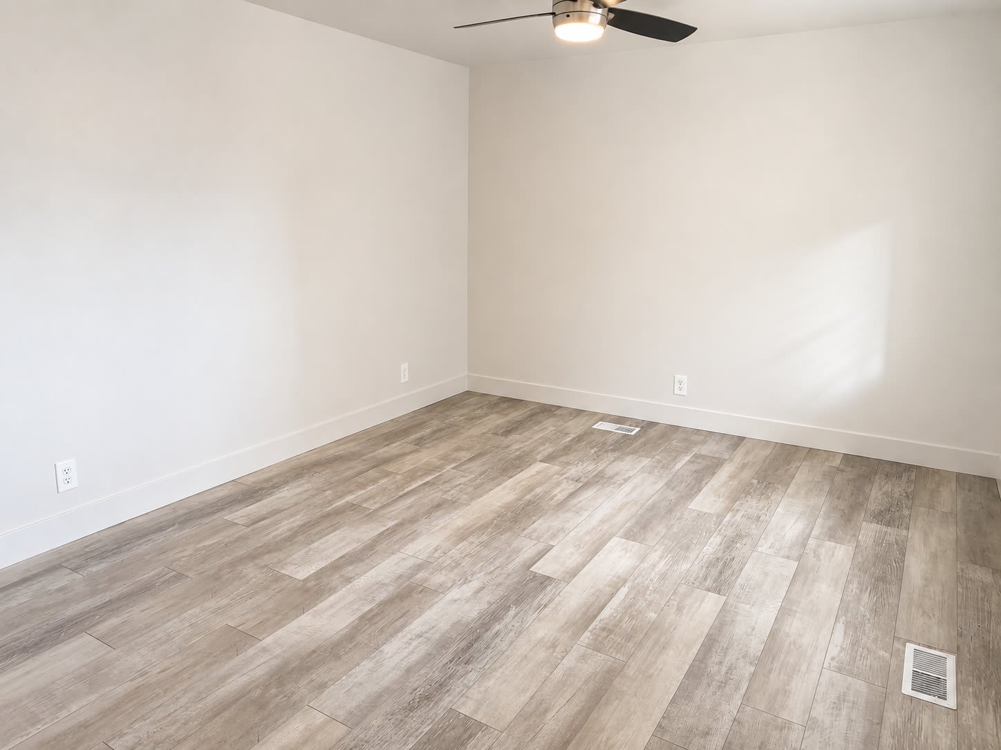 2117 E. 3300 S. #CSLC, UT 84109 – photo 5