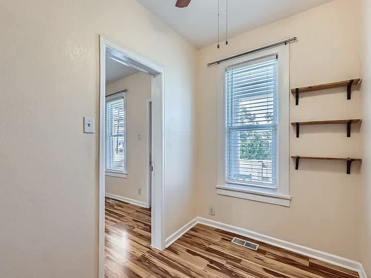 801 Campo St – photo 4