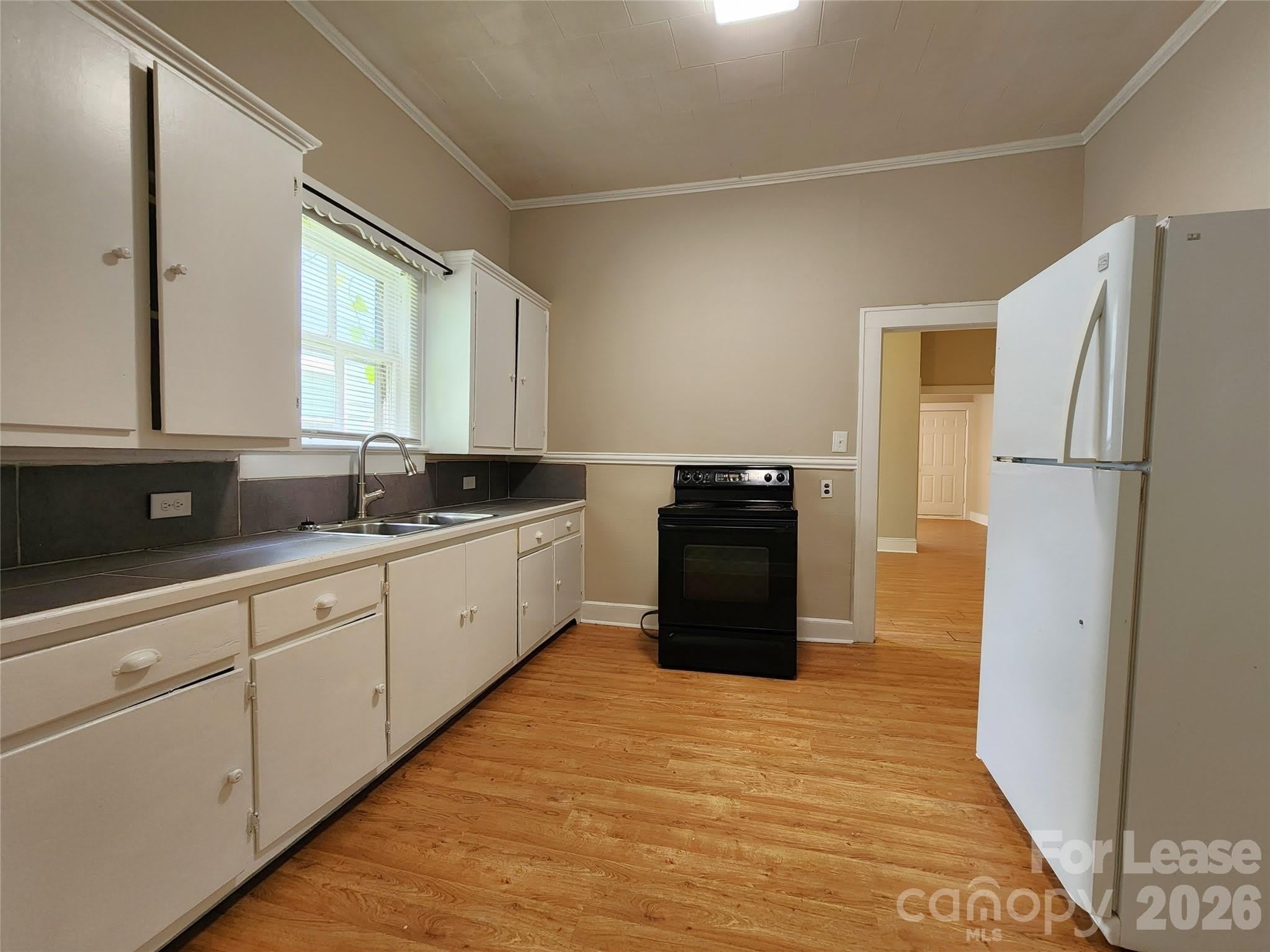 907 S Jackson Street – photo 4