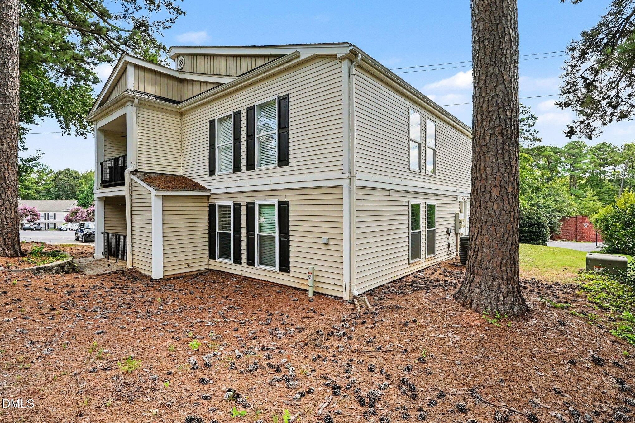 2216 Myron Drive – photo 3