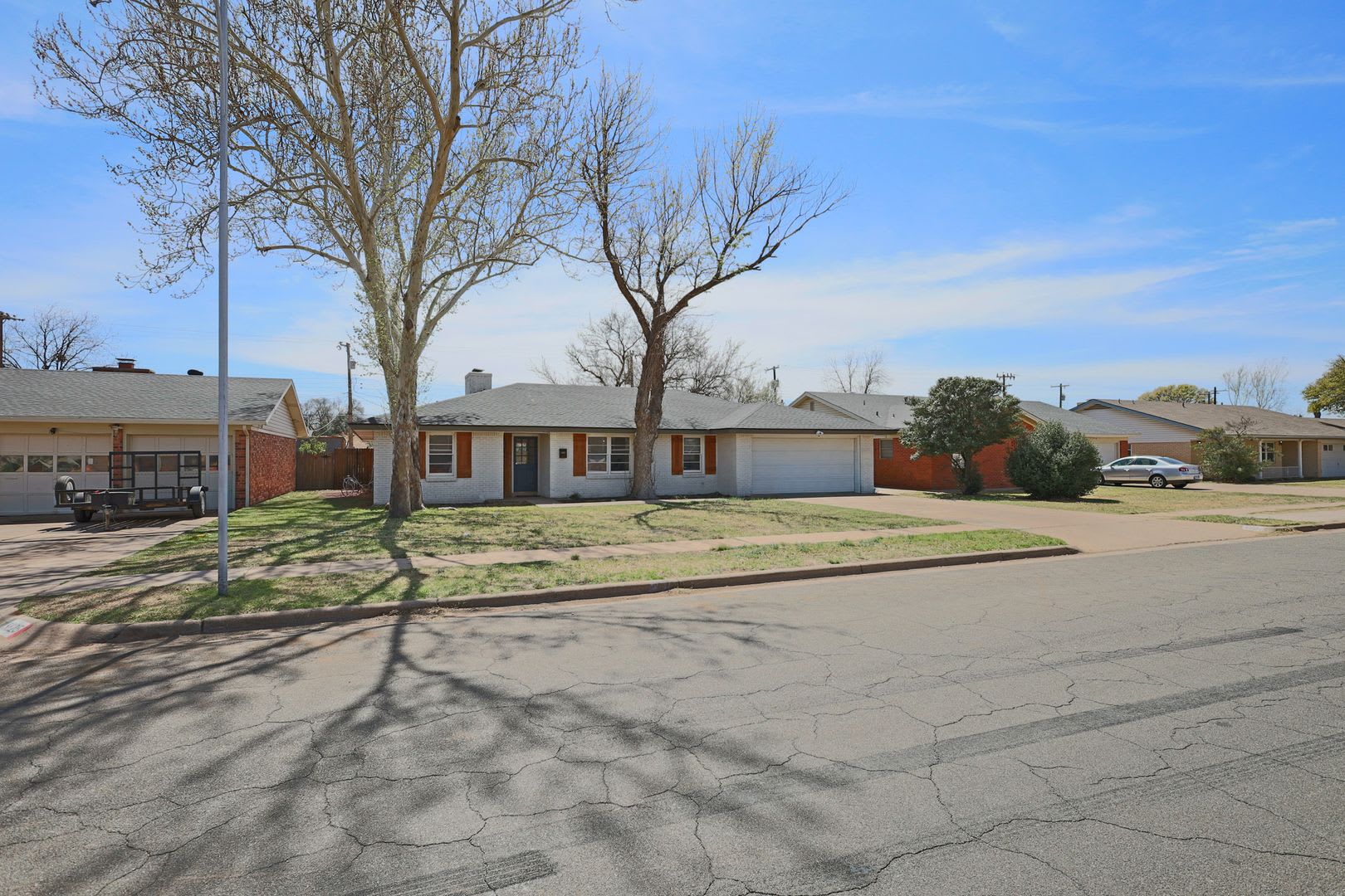 Beautiful 3 Bedroom 2.5 Bathroom home in Melonie Park! – photo 1