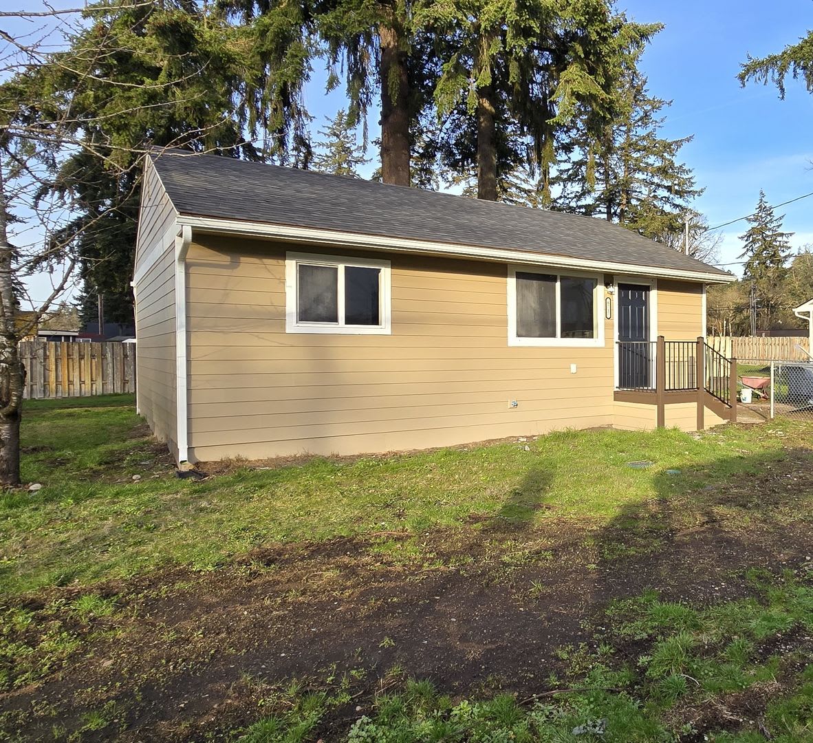 COMPLETLY REMODLED HOME AVAILABLE NOW! – photo 1