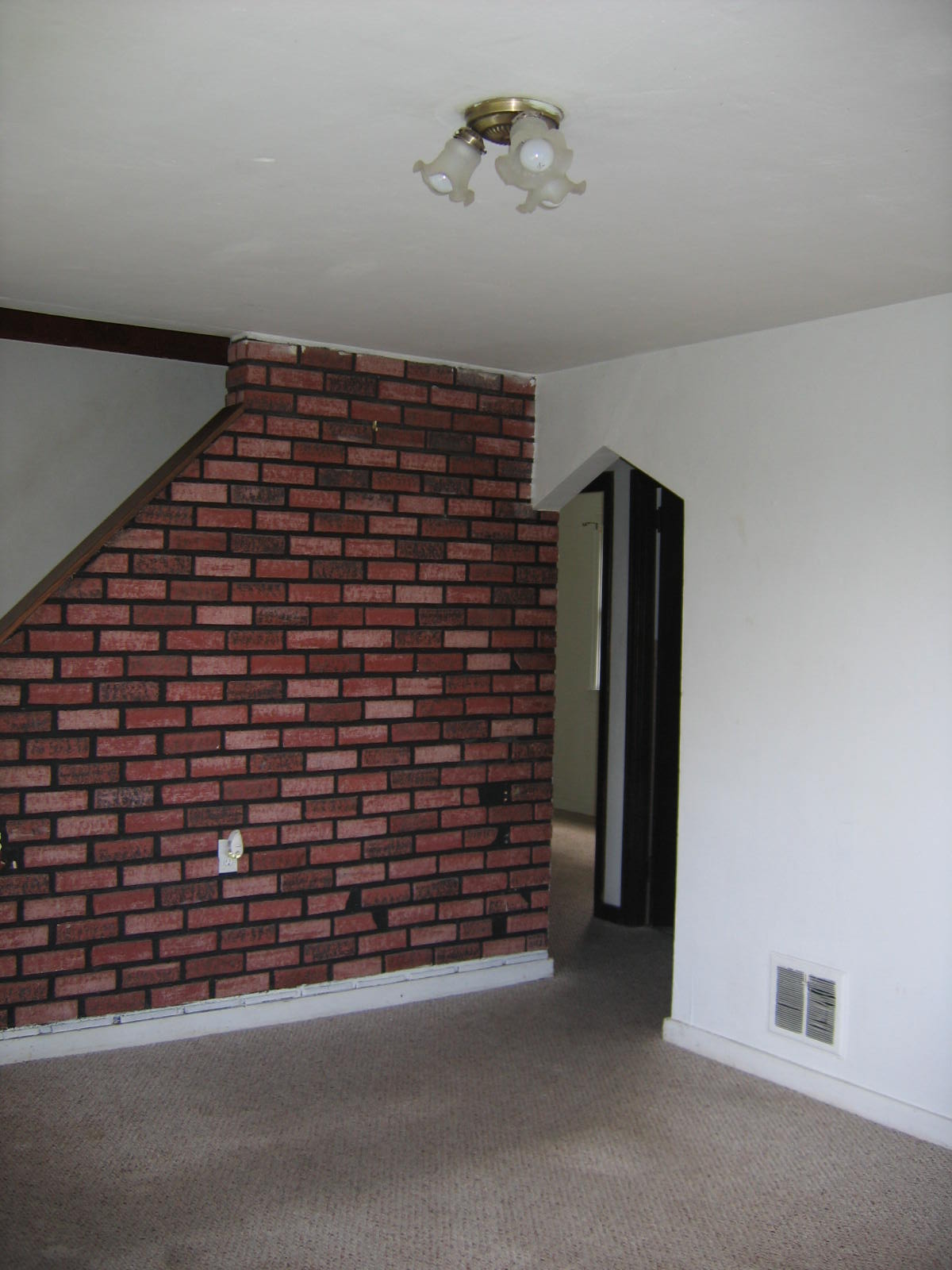 715 Grant Ave Ext – photo 5