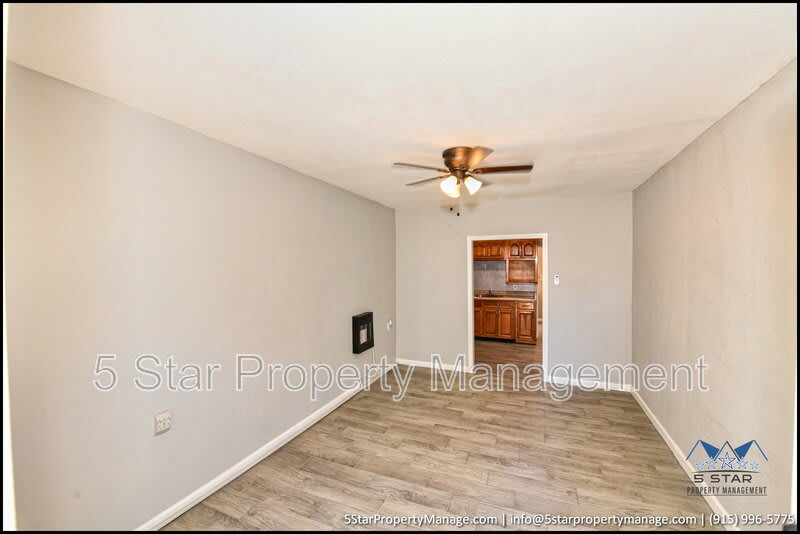 1212 North Laurel Street – photo 5
