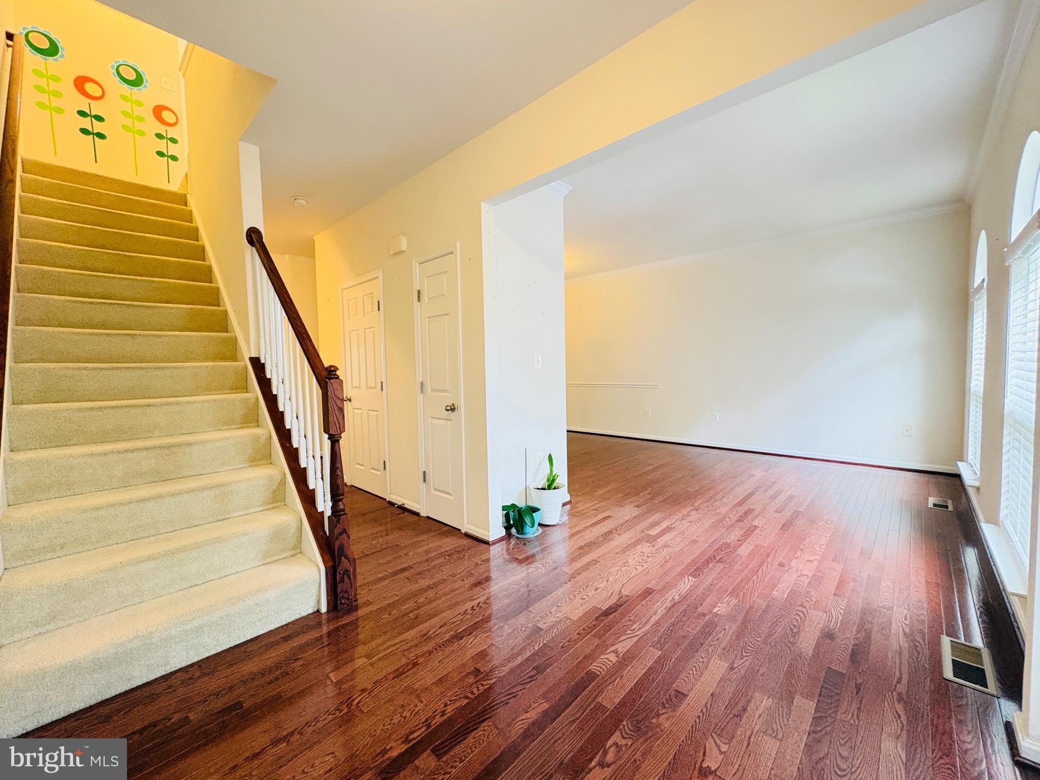 8268 LINBLAKE Court – photo 5