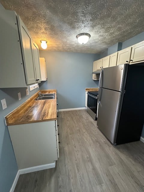 7230 E 21st Avenue #4 – photo 3
