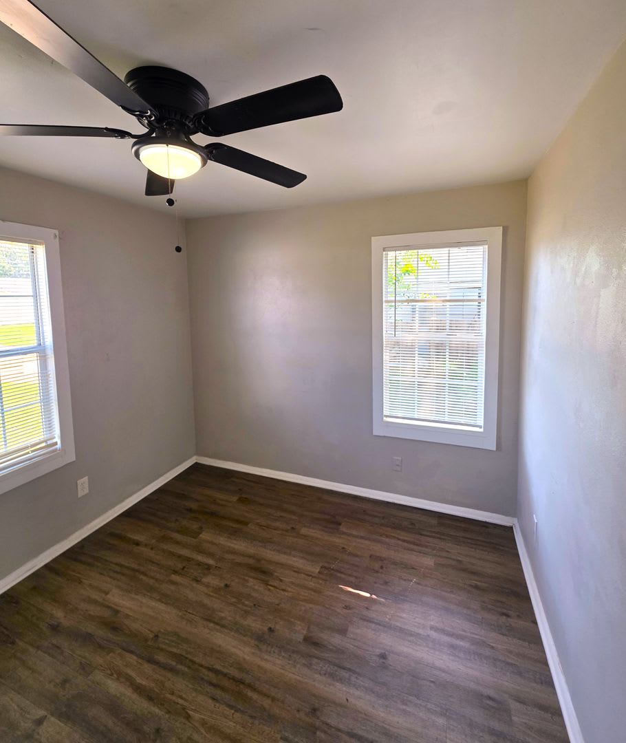 Charming 3-Bedroom Del City Home with a Spacious Backyard – photo 5