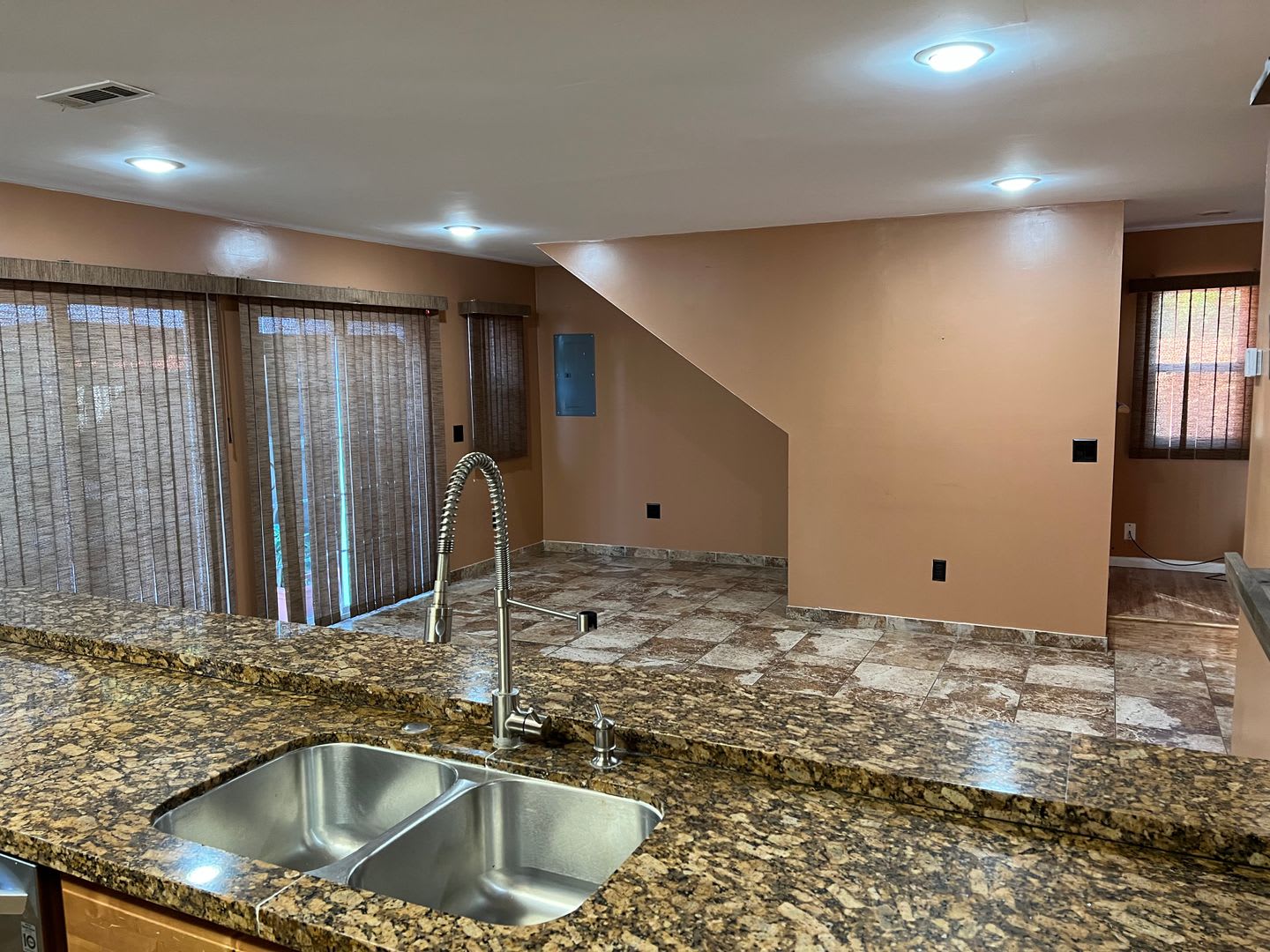 West Side 3 Bedroom 2 Bath Home – photo 4