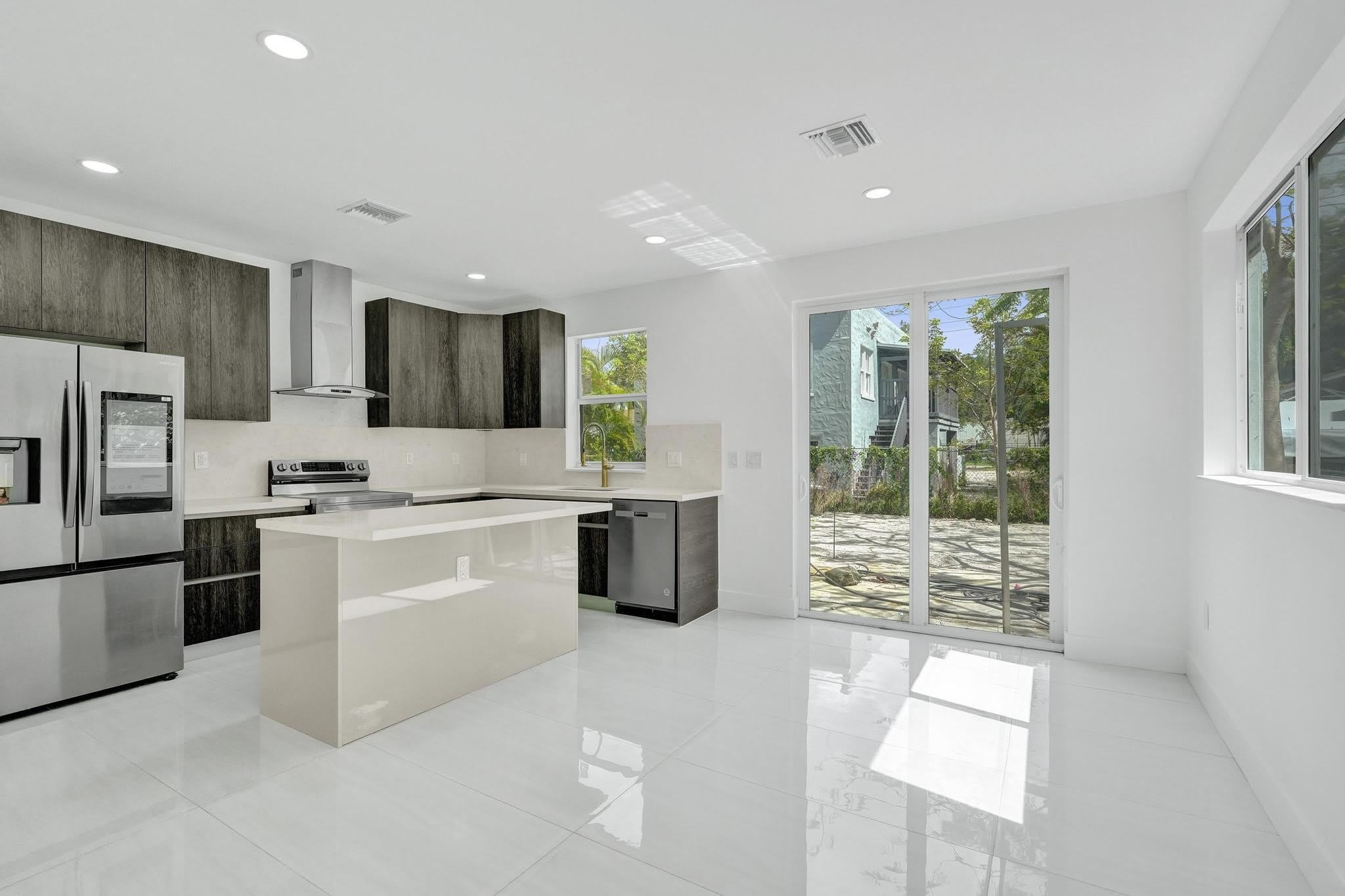 1213 W Las Olas Boulevard – photo 3