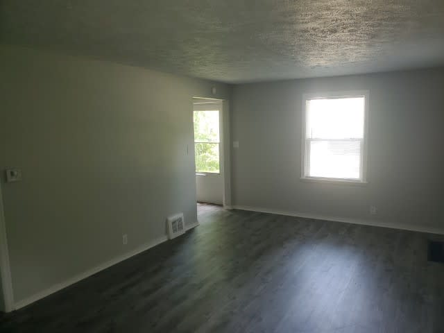 1329 N Meade St – photo 3