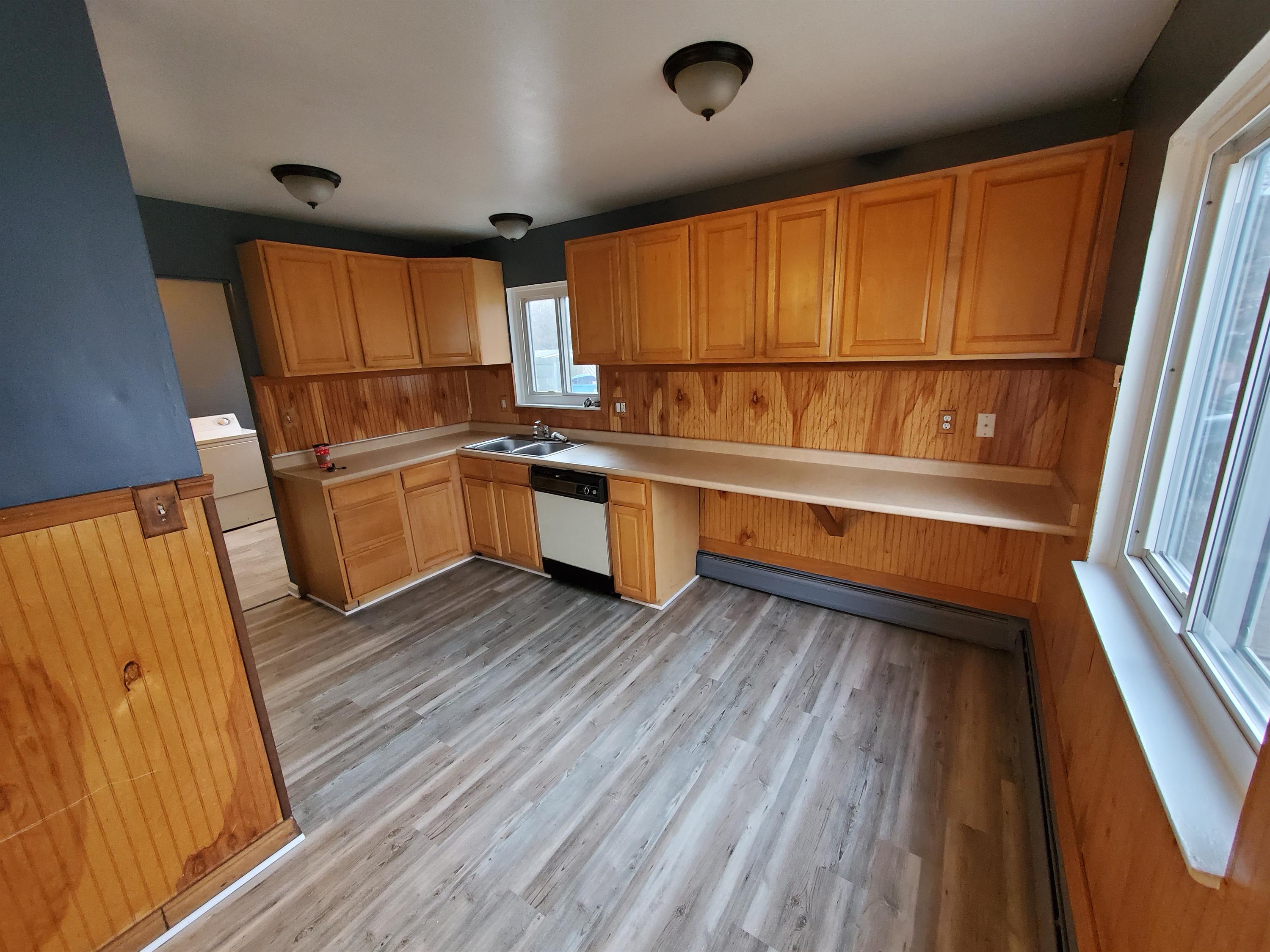 23528 Stewart – photo 3