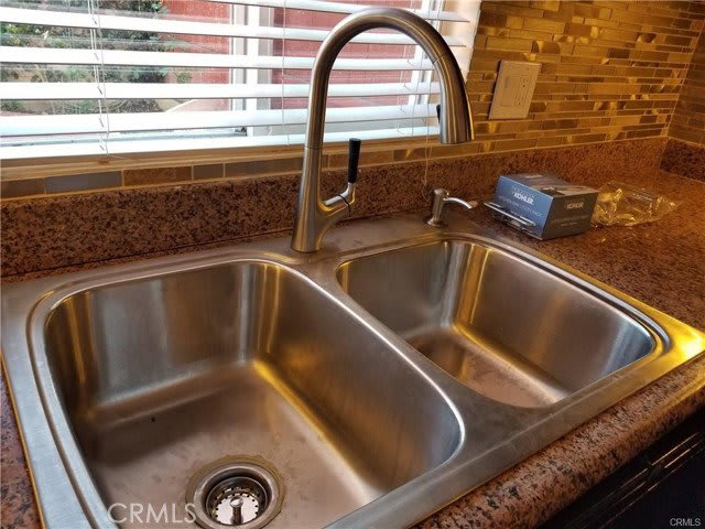 15892 Ocean Lane – photo 4