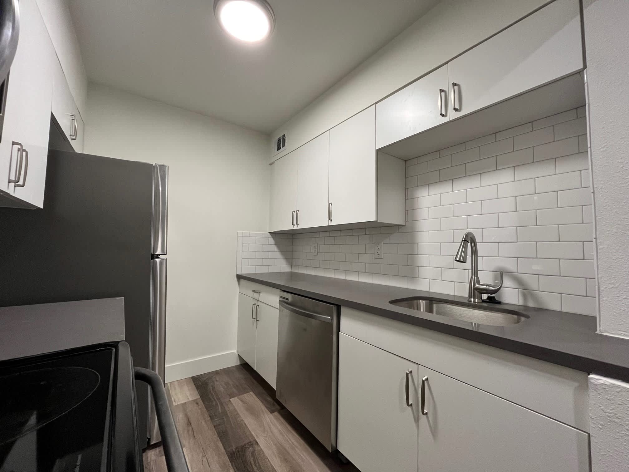 2255 St Charles Ave – photo 4