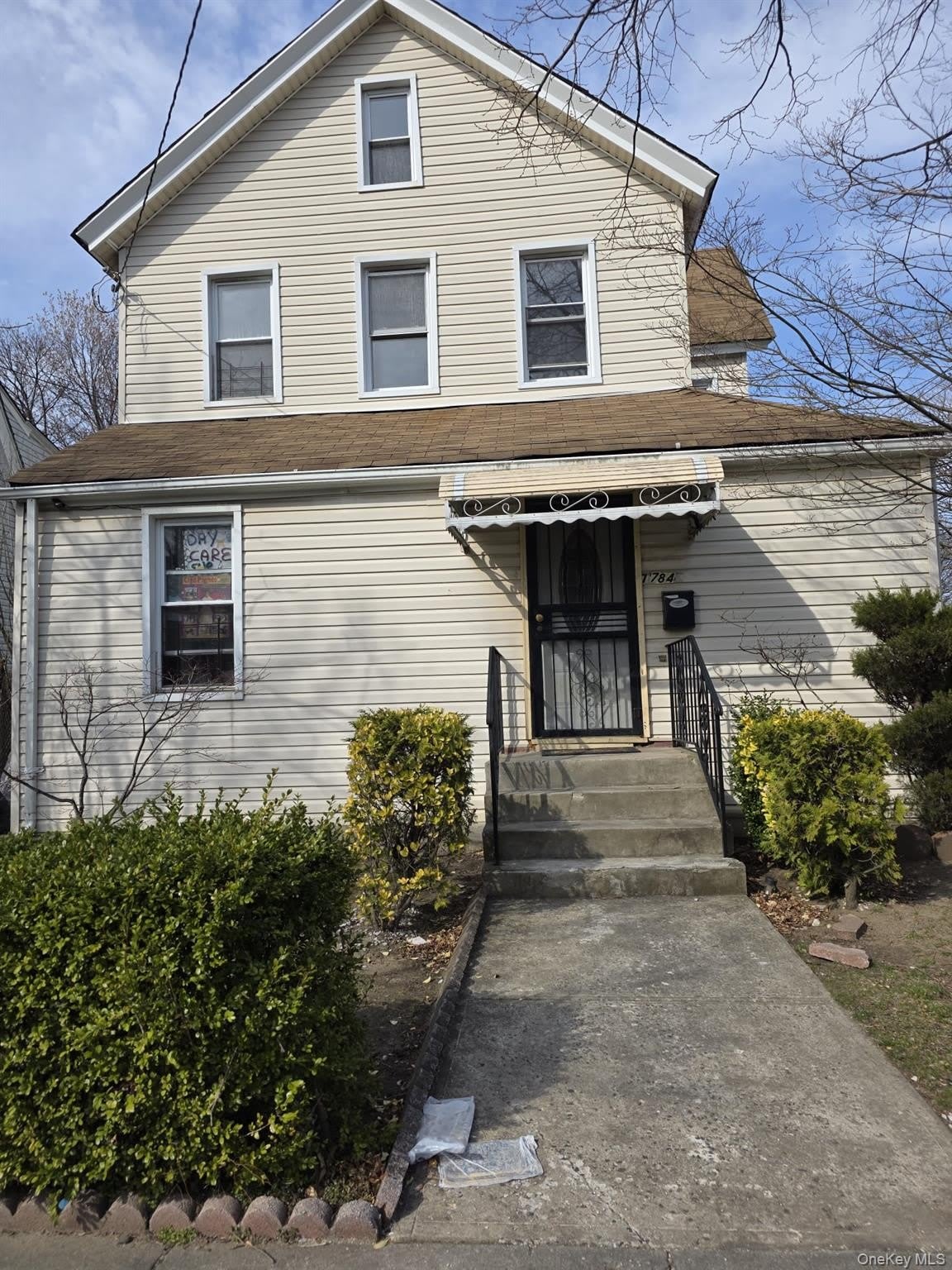 178-45 145th Road – photo 1