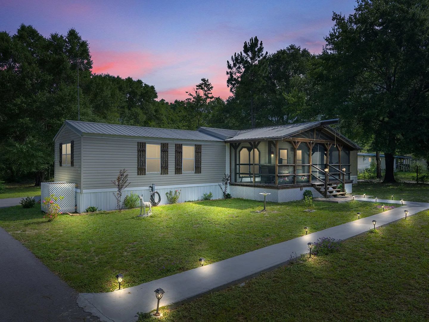 Charming 3BR House in Defuniak Springs – photo 1