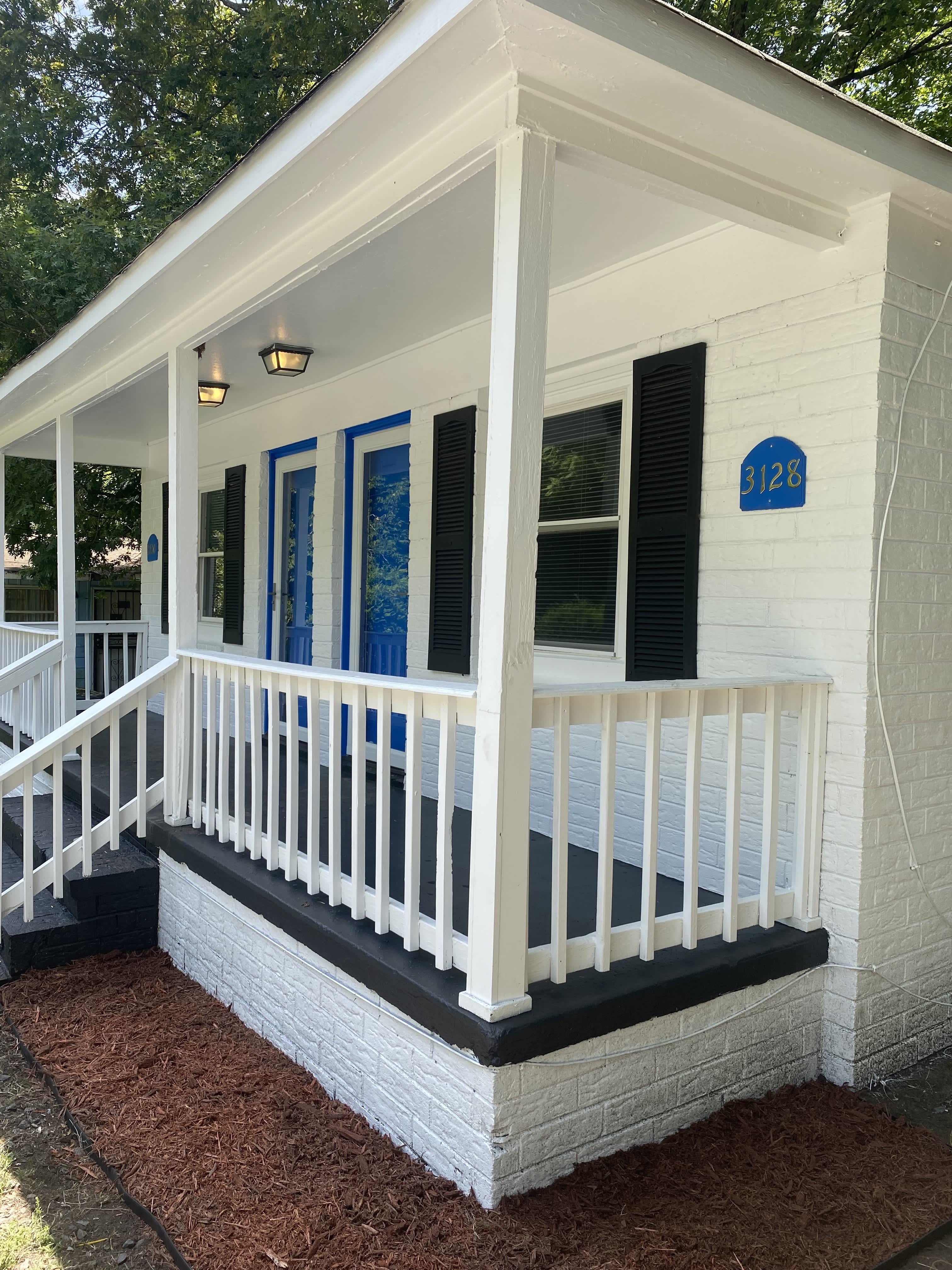 3128 Ridge Avenue – photo 2