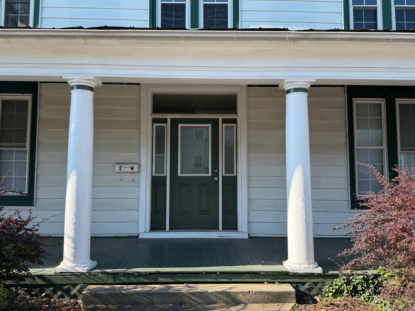 2 West Hampton Street Charming 3Br 1Ba In Staunton – photo 2