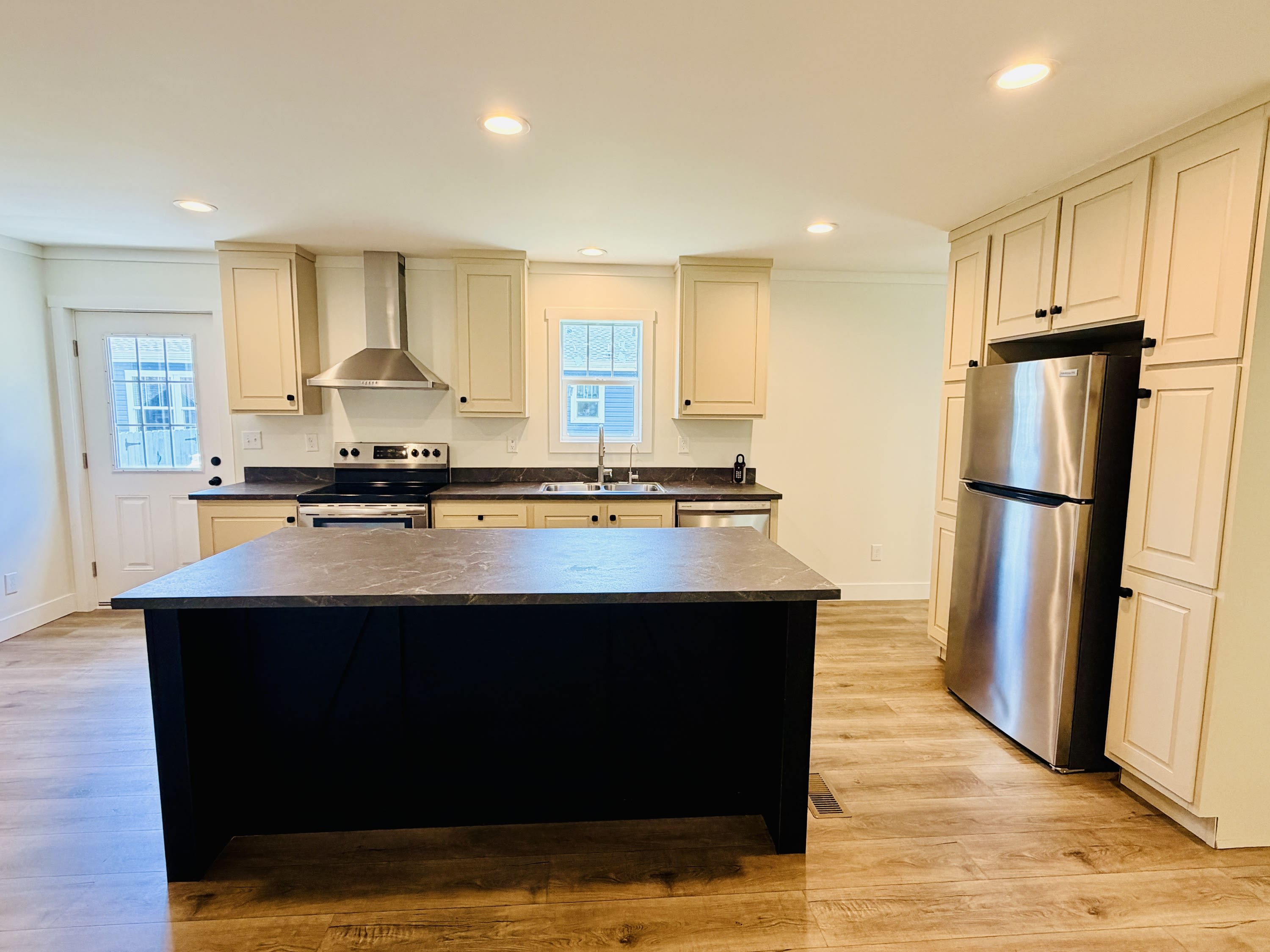 6541 Big Stone Beach Road – photo 3