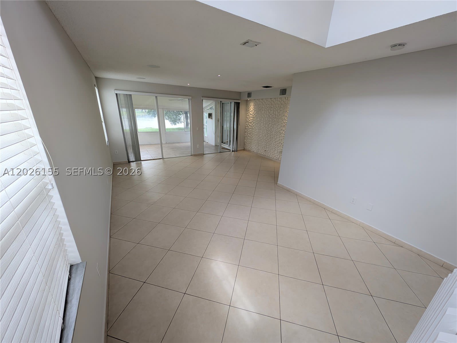 15320 NW 6th Ct – photo 3
