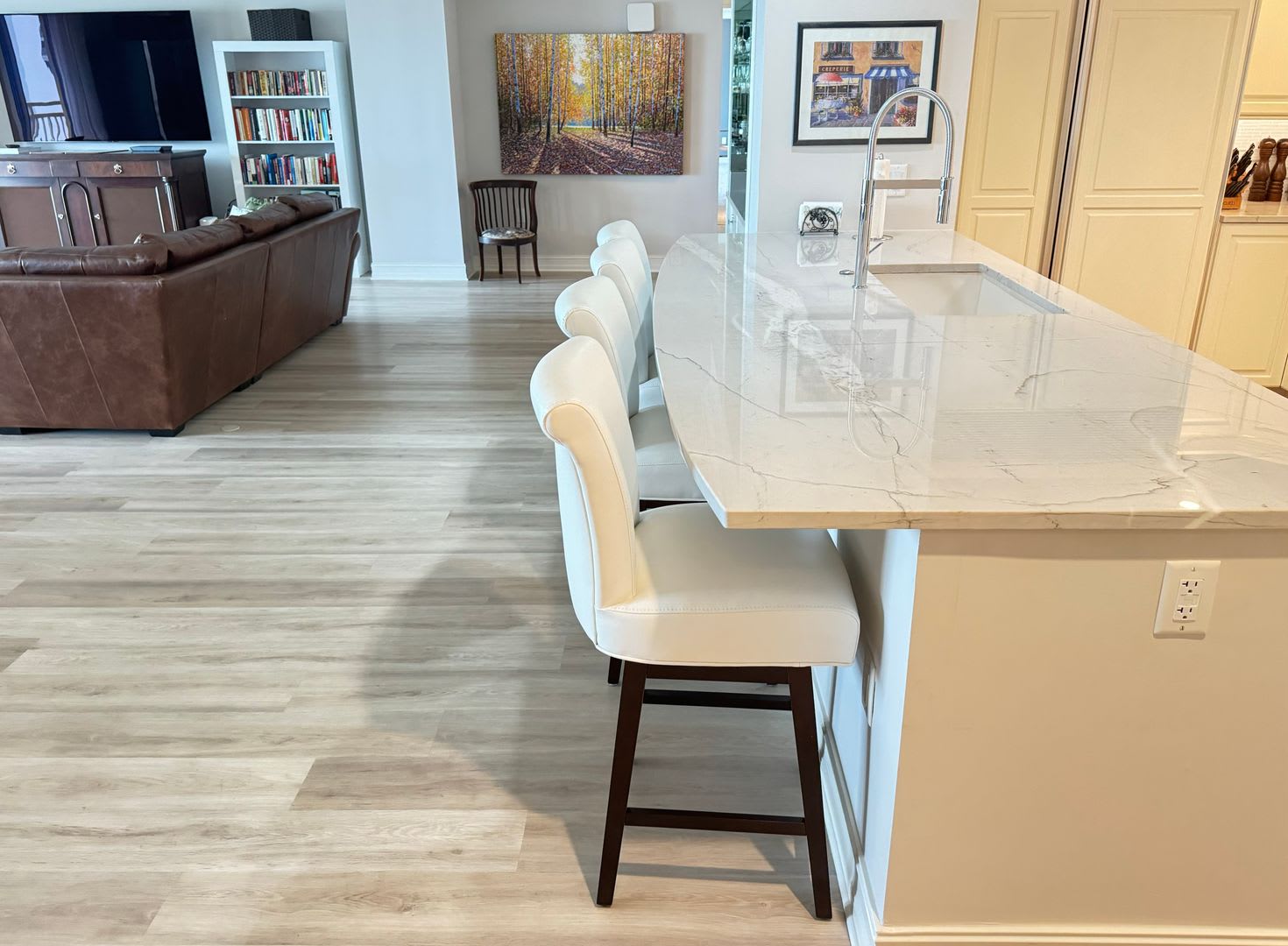 Seasonal/short term 3/2 renovated Ritz Carlton beauty with long water views – photo 5