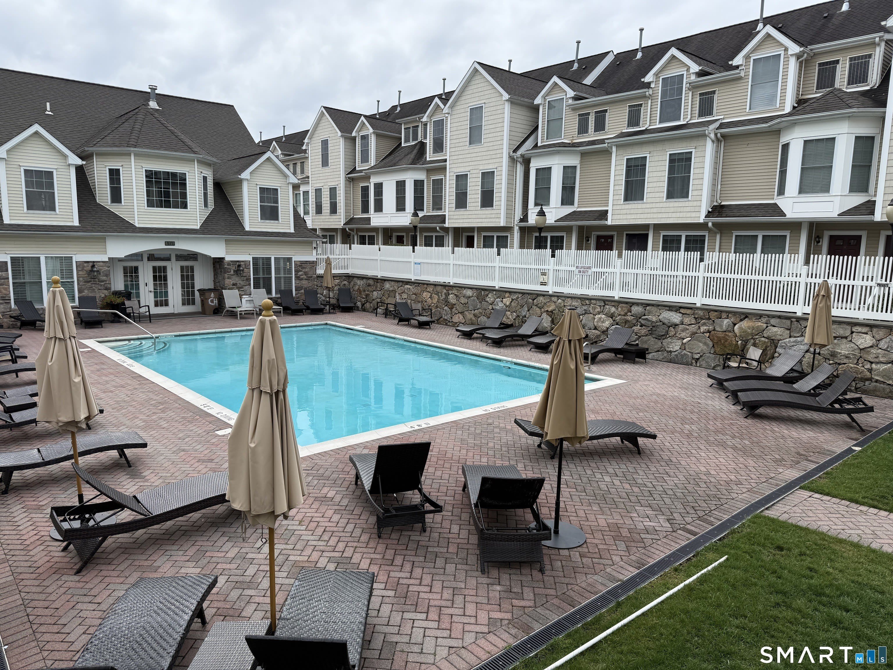 85 Camp Avenue – photo 5