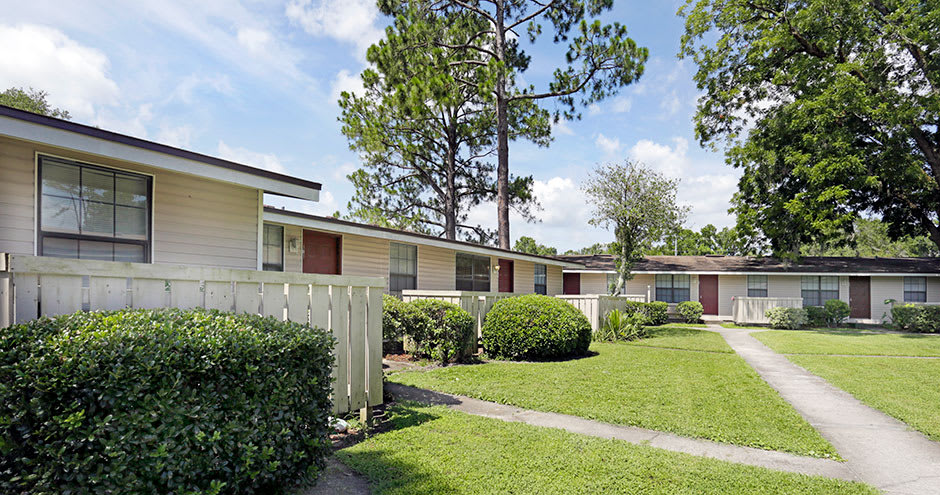 Stonewood Apartments – photo 1