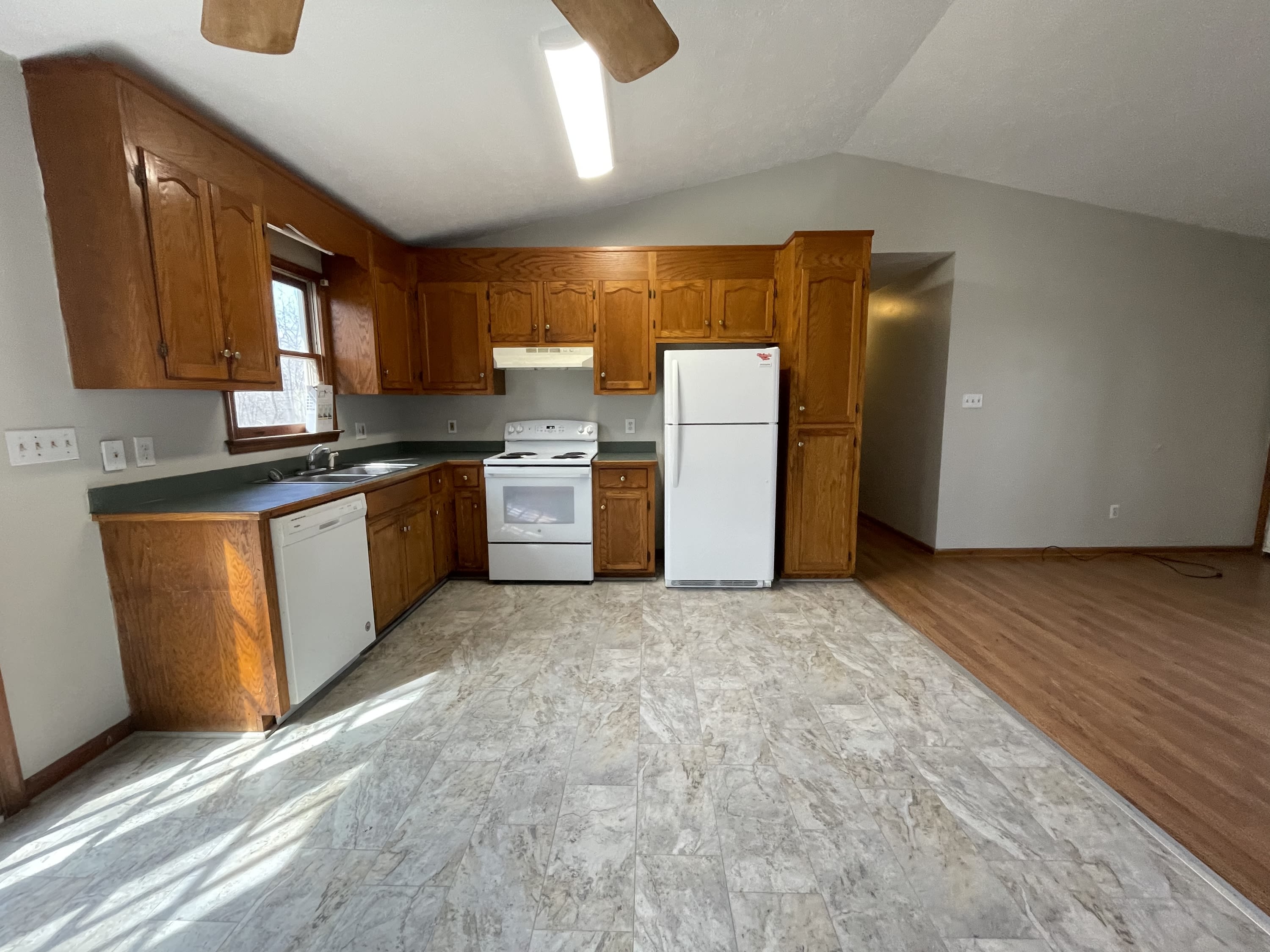 132 Bellmont Drive – photo 2