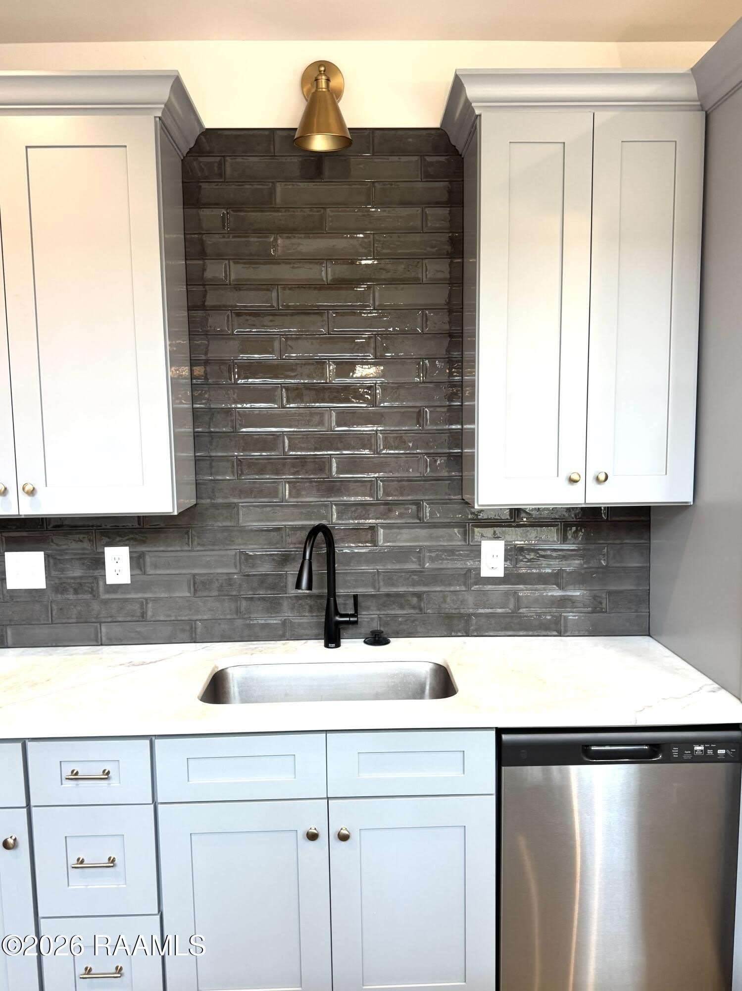 512 Highland Oaks Lane – photo 4