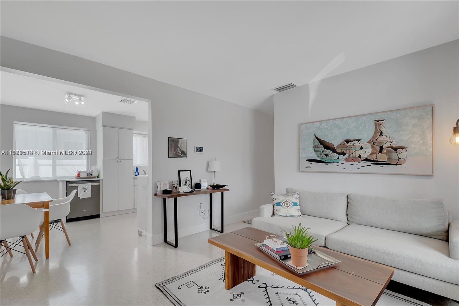 3641 Southwest 29Th Street – photo 2
