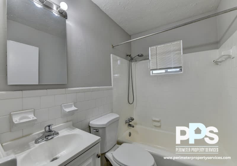 1549 Knox DR SE – photo 4