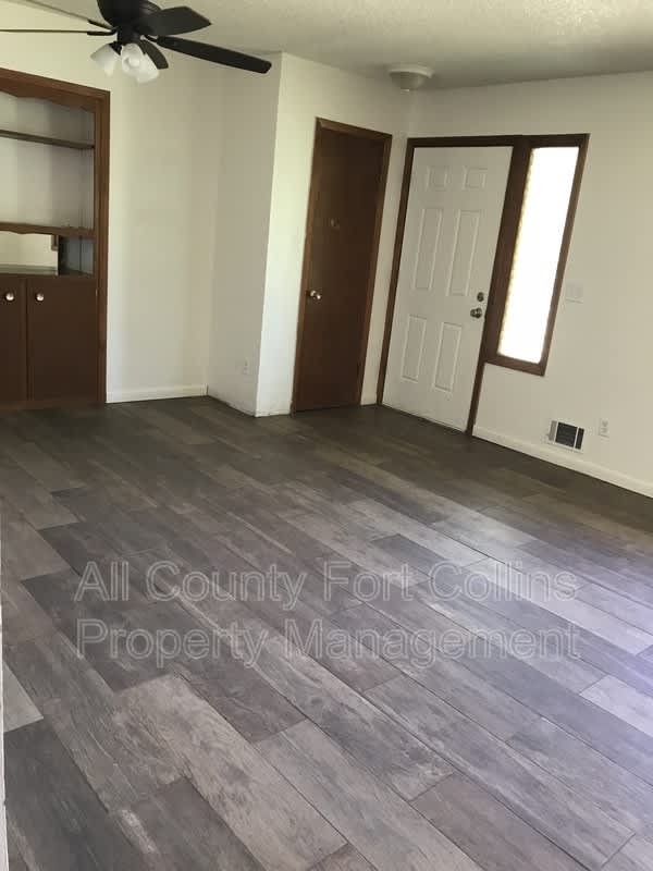 1516 Brentwood Dr – photo 3