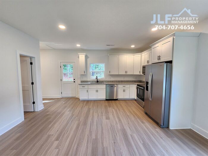 217 Carlie Street – photo 5