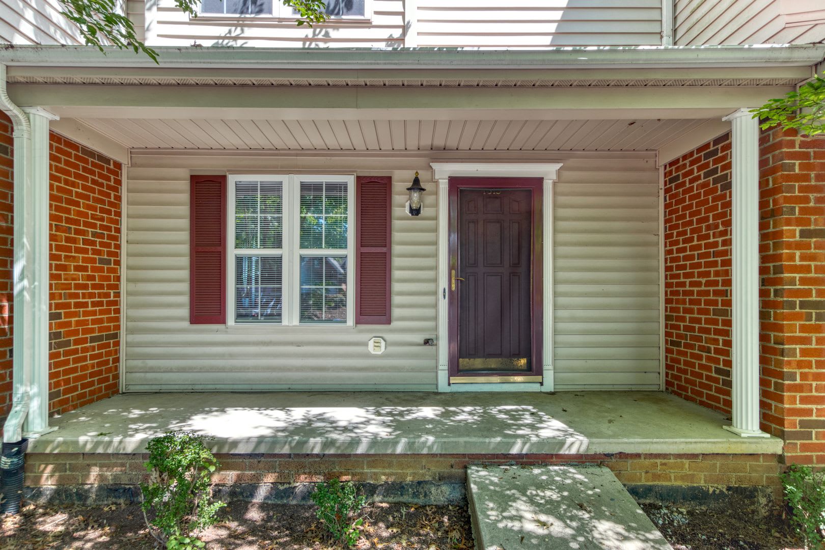 2 Bedroom I Bath Duplex – photo 3