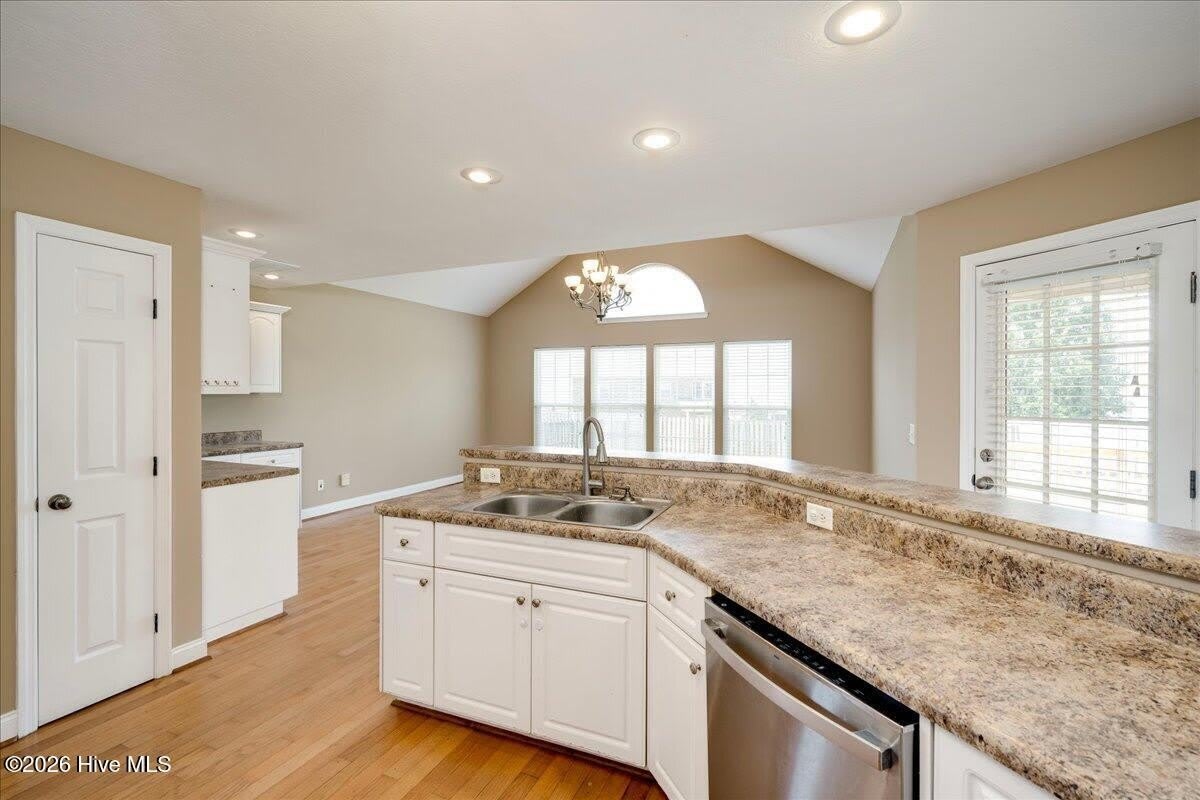 4552 Logans Way – photo 5