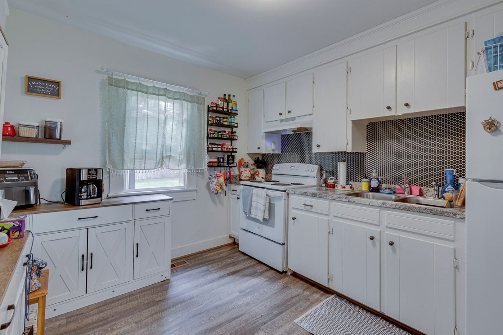 2BD/ 1BA Blair Street – photo 4