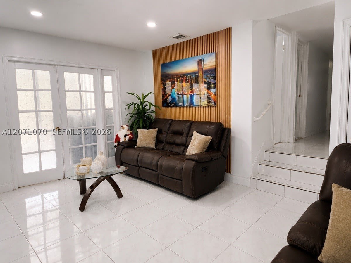2310 SW 79th Ct – photo 5