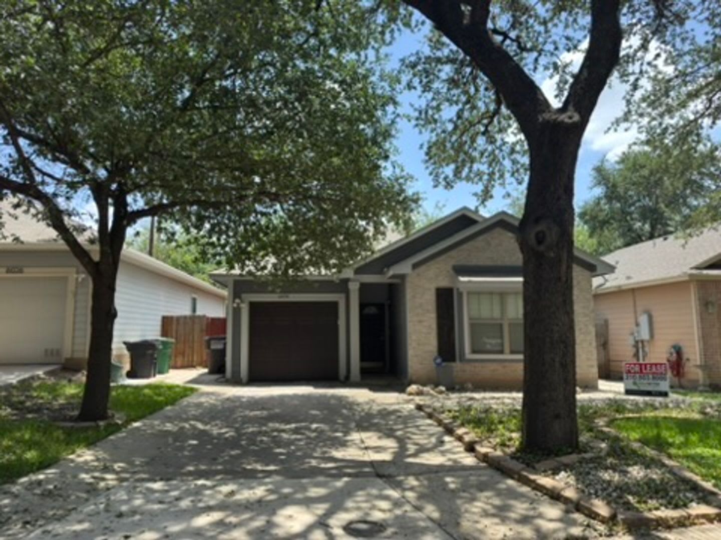 Move In Special Ready For Move In 3 Bedroom Home Near The San Antonio Medical Center Appliances Included – photo 3